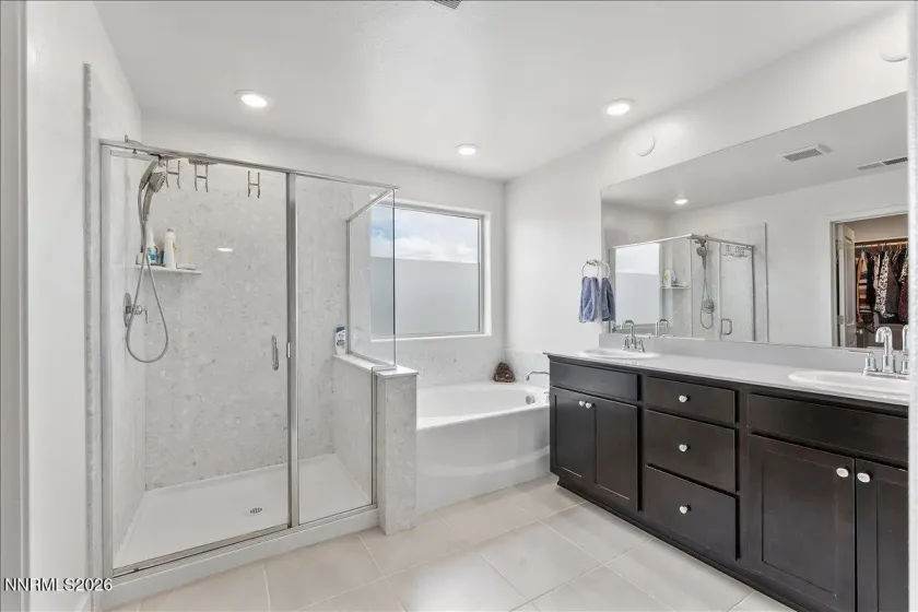 2312 Millville, Sparks, Nevada 89441, 3 Bedrooms Bedrooms, ,3 BathroomsBathrooms,Residential,Residential,Millville,260005596