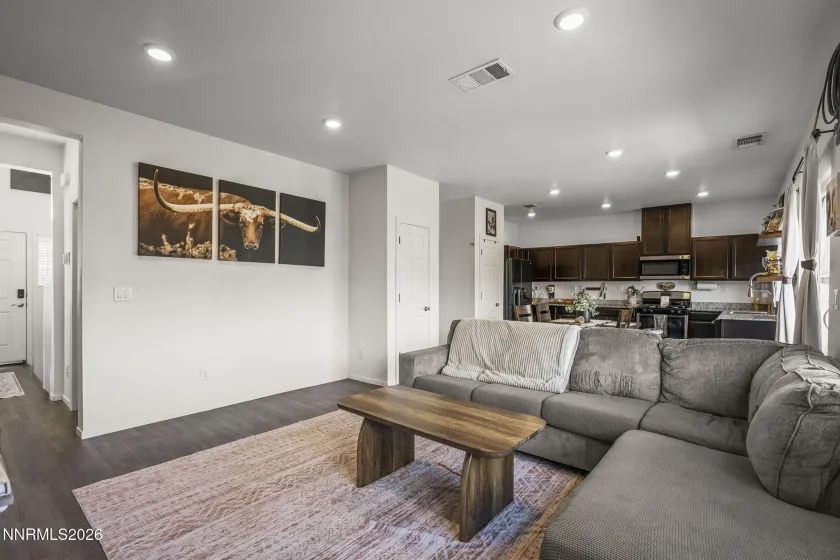 6754 Coyote Call, Sparks, Nevada 89436, 3 Bedrooms Bedrooms, ,3 BathroomsBathrooms,Residential,Residential,Coyote Call,260005600