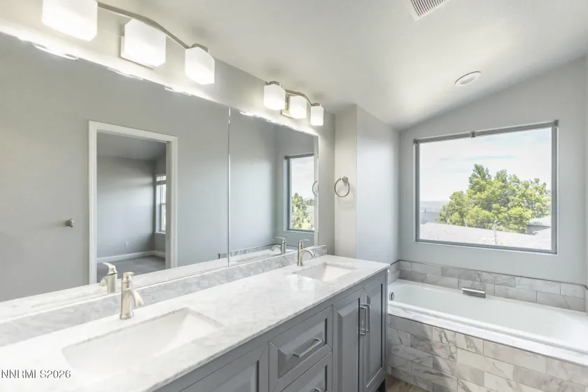 4775 Cedarhill, Reno, Nevada 89519, 4 Bedrooms Bedrooms, ,4 BathroomsBathrooms,Residential,Residential,Cedarhill,260005602
