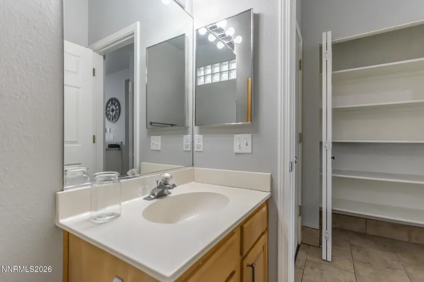 4775 Cedarhill, Reno, Nevada 89519, 4 Bedrooms Bedrooms, ,4 BathroomsBathrooms,Residential,Residential,Cedarhill,260005602
