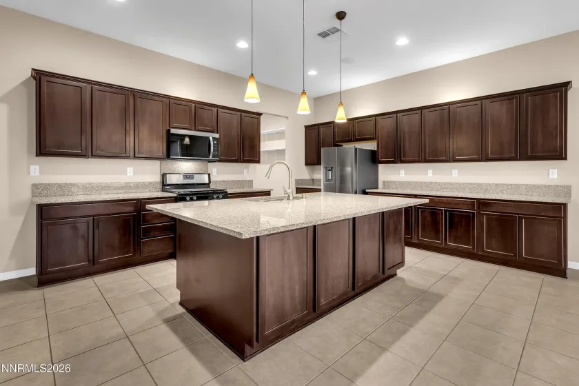 9670 Avitara, Reno, Nevada 89521, 3 Bedrooms Bedrooms, ,3 BathroomsBathrooms,Residential,Residential,Avitara,260005607