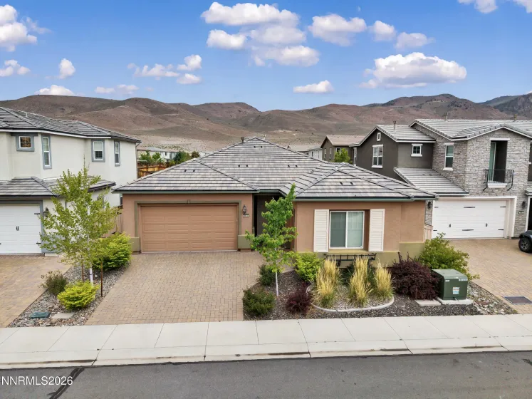 9670 Avitara, Reno, Nevada 89521, 3 Bedrooms Bedrooms, ,3 BathroomsBathrooms,Residential,Residential,Avitara,260005607