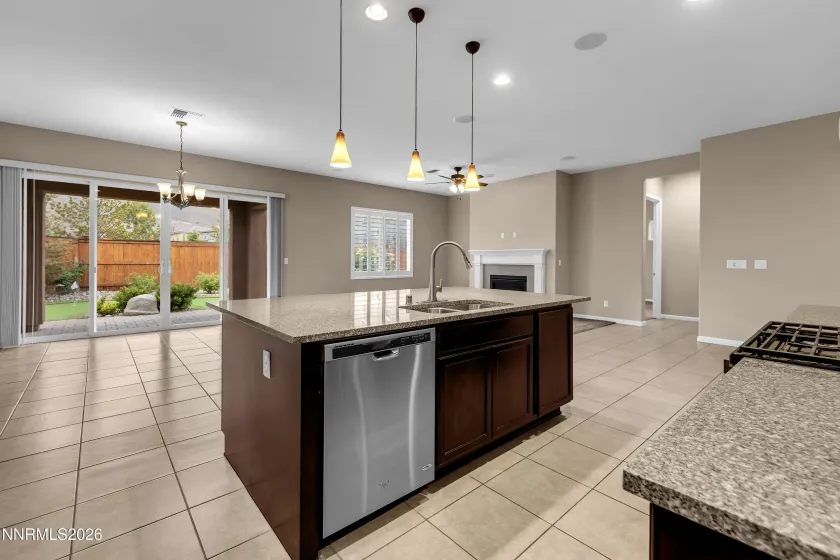 9670 Avitara, Reno, Nevada 89521, 3 Bedrooms Bedrooms, ,3 BathroomsBathrooms,Residential,Residential,Avitara,260005607