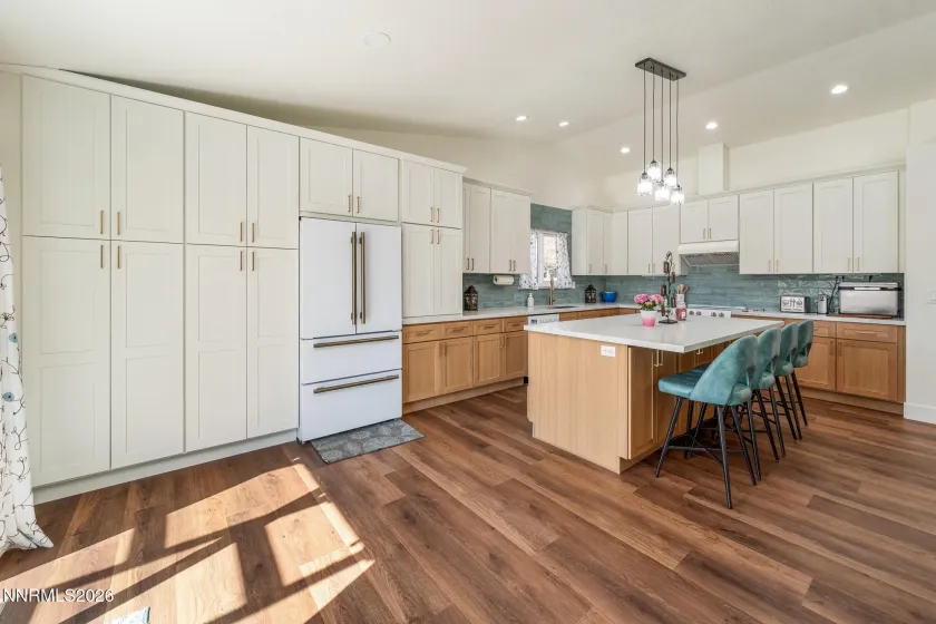1430 Talon, Sparks, Nevada 89441, 3 Bedrooms Bedrooms, ,3 BathroomsBathrooms,Residential,Residential,Talon,260002446