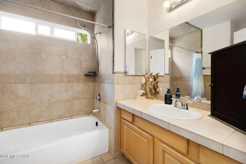 1430 Talon, Sparks, Nevada 89441, 3 Bedrooms Bedrooms, ,3 BathroomsBathrooms,Residential,Residential,Talon,260002446