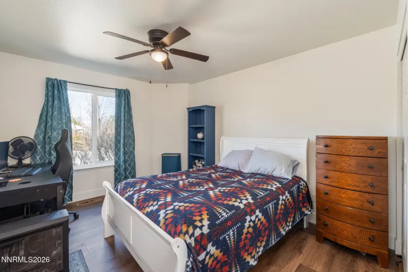 1430 Talon, Sparks, Nevada 89441, 3 Bedrooms Bedrooms, ,3 BathroomsBathrooms,Residential,Residential,Talon,260002446