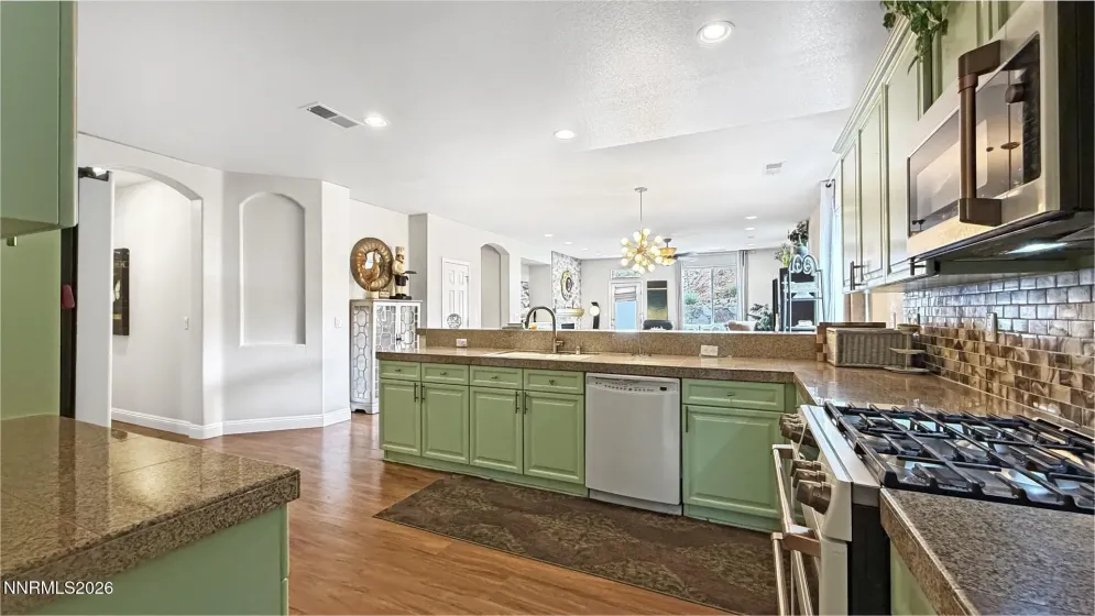 6282 Telehurst, Sparks, Nevada 89436, 4 Bedrooms Bedrooms, ,4 BathroomsBathrooms,Residential,Residential,Telehurst,260005610