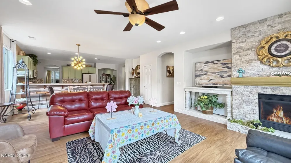 6282 Telehurst, Sparks, Nevada 89436, 4 Bedrooms Bedrooms, ,4 BathroomsBathrooms,Residential,Residential,Telehurst,260005610