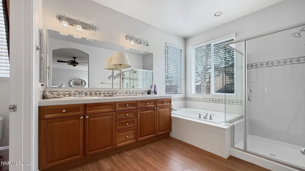 6282 Telehurst, Sparks, Nevada 89436, 4 Bedrooms Bedrooms, ,4 BathroomsBathrooms,Residential,Residential,Telehurst,260005610