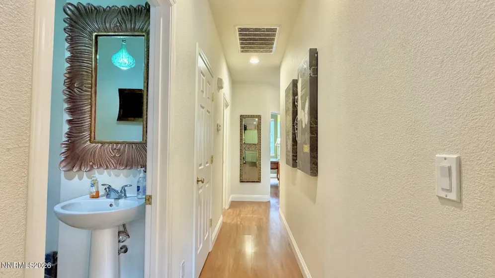6282 Telehurst, Sparks, Nevada 89436, 4 Bedrooms Bedrooms, ,4 BathroomsBathrooms,Residential,Residential,Telehurst,260005610