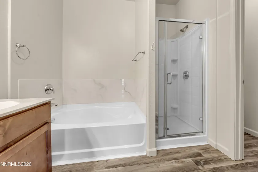 9050 Double R, Reno, Nevada 89521, 2 Bedrooms Bedrooms, ,2 BathroomsBathrooms,Residential,Residential,Double R,260005612