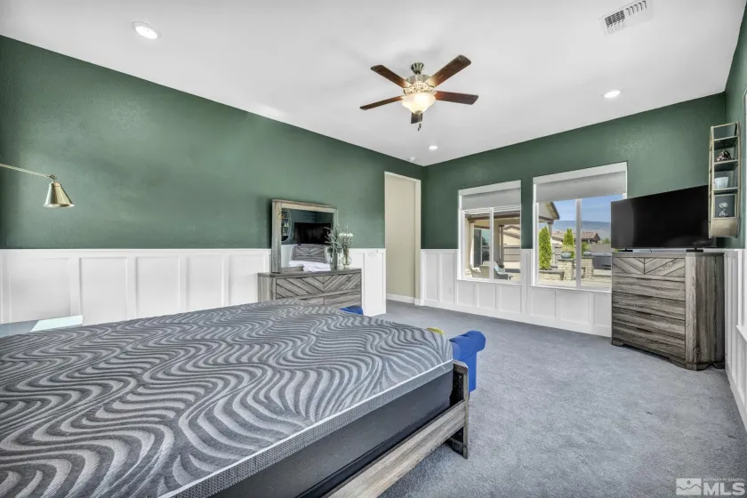 1237 Crawford Crk, Reno, Nevada 89521, 4 Bedrooms Bedrooms, ,3 BathroomsBathrooms,Residential Lease,Manufactured,Crawford Crk,260005619