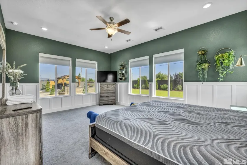 1237 Crawford Crk, Reno, Nevada 89521, 4 Bedrooms Bedrooms, ,3 BathroomsBathrooms,Residential Lease,Manufactured,Crawford Crk,260005619