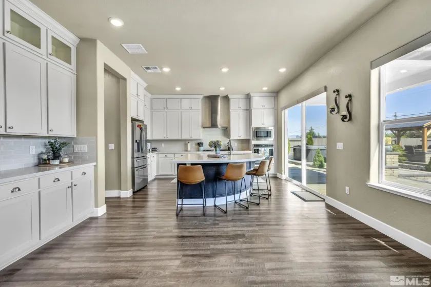 1237 Crawford Crk, Reno, Nevada 89521, 4 Bedrooms Bedrooms, ,3 BathroomsBathrooms,Residential Lease,Manufactured,Crawford Crk,260005619