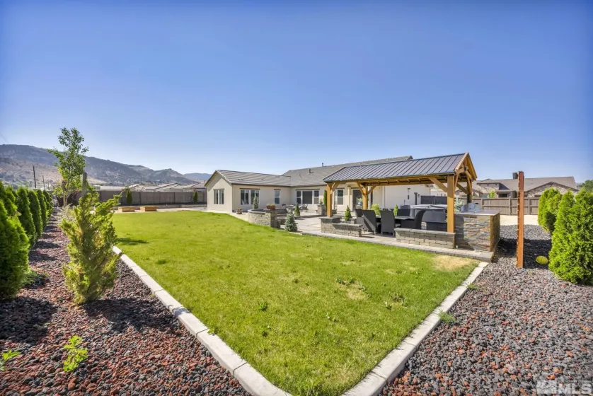 1237 Crawford Crk, Reno, Nevada 89521, 4 Bedrooms Bedrooms, ,3 BathroomsBathrooms,Residential Lease,Manufactured,Crawford Crk,260005619