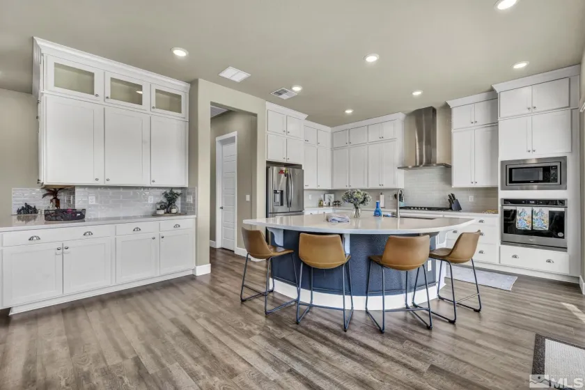 1237 Crawford Crk, Reno, Nevada 89521, 4 Bedrooms Bedrooms, ,3 BathroomsBathrooms,Residential Lease,Manufactured,Crawford Crk,260005619