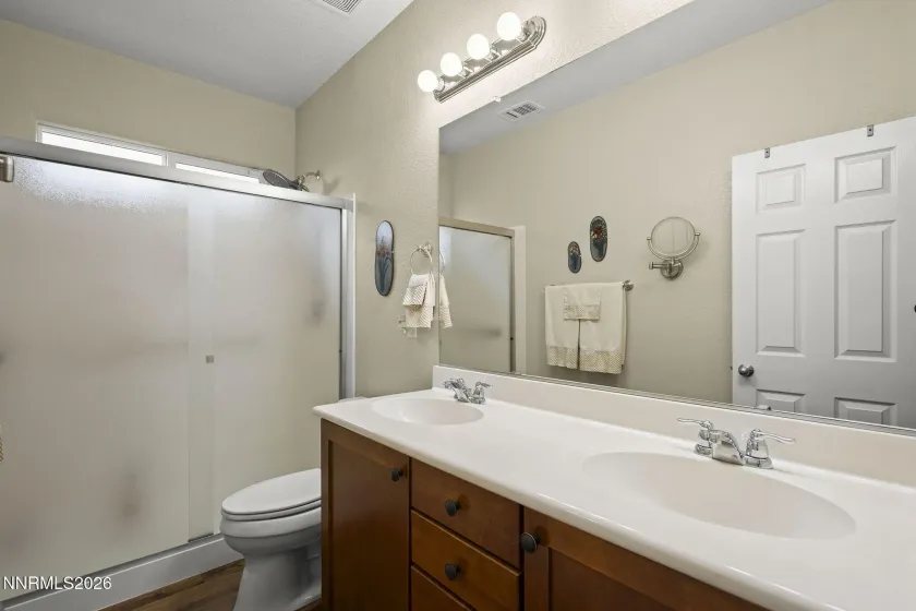 325 Manciano, Reno, Nevada 89521, 3 Bedrooms Bedrooms, ,2 BathroomsBathrooms,Residential,Residential,Manciano,260005621