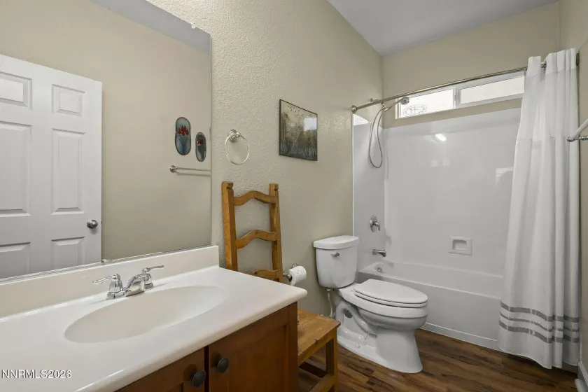 325 Manciano, Reno, Nevada 89521, 3 Bedrooms Bedrooms, ,2 BathroomsBathrooms,Residential,Residential,Manciano,260005621