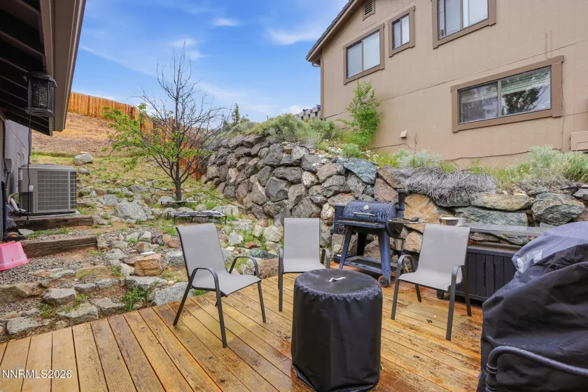 1714 Golddust, Sparks, Nevada 89436, 4 Bedrooms Bedrooms, ,3 BathroomsBathrooms,Residential,Residential,Golddust,260005623