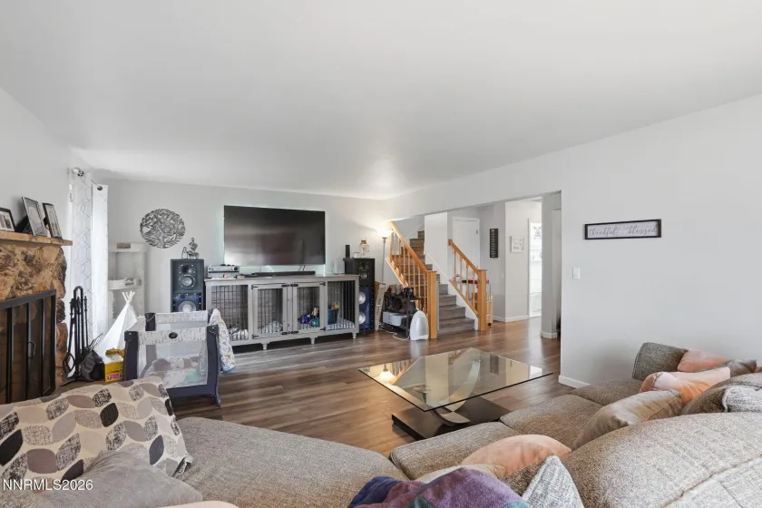 1714 Golddust, Sparks, Nevada 89436, 4 Bedrooms Bedrooms, ,3 BathroomsBathrooms,Residential,Residential,Golddust,260005623