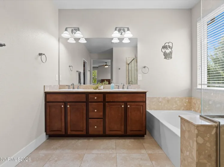 2730 Tobiano, Reno, Nevada 89521, 5 Bedrooms Bedrooms, ,4 BathroomsBathrooms,Residential,Residential,Tobiano,260005624