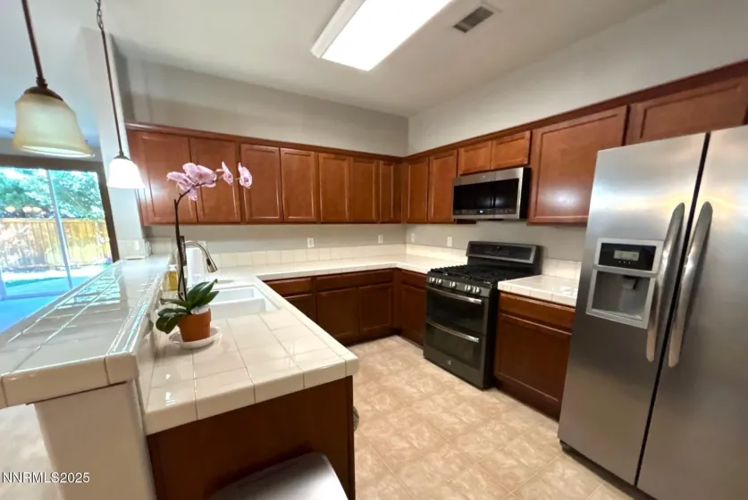 11715 Cervino, Reno, Nevada 89521, 4 Bedrooms Bedrooms, ,2 BathroomsBathrooms,Residential Lease,Manufactured,Cervino,260005625