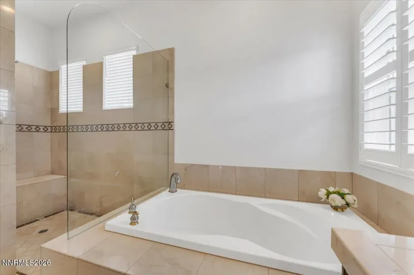 12045 Anthem, Sparks, Nevada 89441, 5 Bedrooms Bedrooms, ,4 BathroomsBathrooms,Residential,Residential,Anthem,260005628