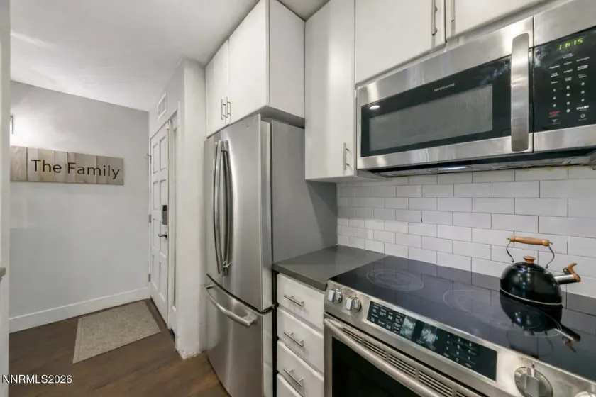 120 Country Club, Incline Village, Nevada 89451, 2 Bedrooms Bedrooms, ,2 BathroomsBathrooms,Residential,Residential,Country Club,260005631