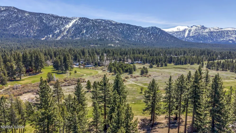 1084 Juniper, South Lake Tahoe, California 96150, 2 Bedrooms Bedrooms, ,1 BathroomBathrooms,Residential,Residential,Juniper,260005630