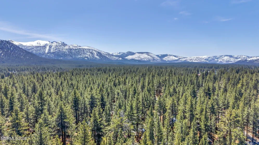 1084 Juniper, South Lake Tahoe, California 96150, 2 Bedrooms Bedrooms, ,1 BathroomBathrooms,Residential,Residential,Juniper,260005630