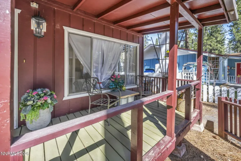 1084 Juniper, South Lake Tahoe, California 96150, 2 Bedrooms Bedrooms, ,1 BathroomBathrooms,Residential,Residential,Juniper,260005630