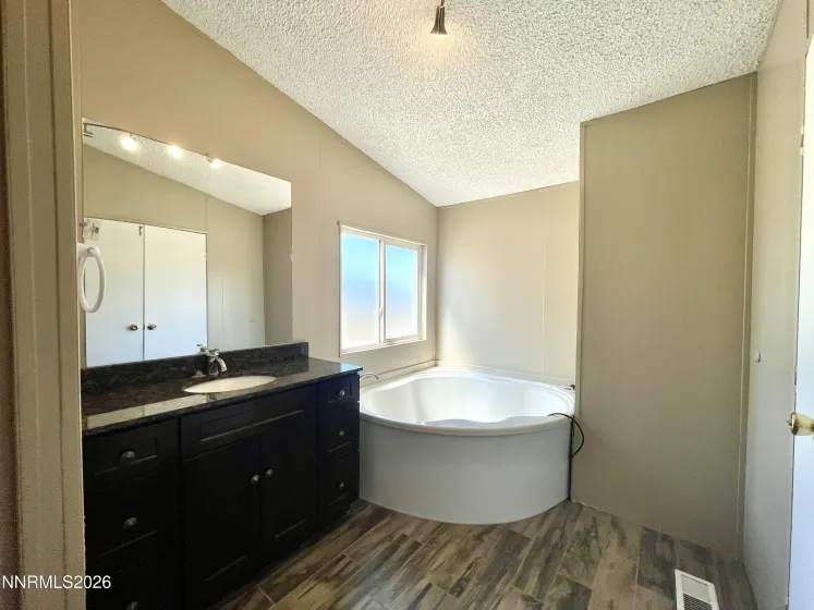 6100 Allen, Winnemucca, Nevada 89445, 3 Bedrooms Bedrooms, ,2 BathroomsBathrooms,Residential,Residential,Allen,260005635
