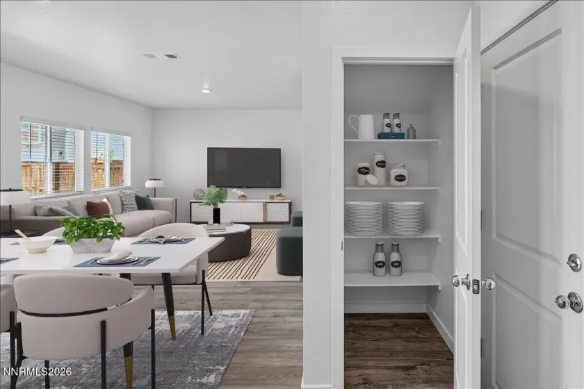 500 Winter Sky, Reno, Nevada 89506, 4 Bedrooms Bedrooms, ,3 BathroomsBathrooms,Residential,Residential,Winter Sky,260005636