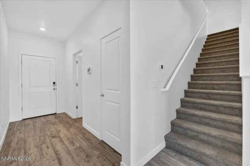 500 Winter Sky, Reno, Nevada 89506, 4 Bedrooms Bedrooms, ,3 BathroomsBathrooms,Residential,Residential,Winter Sky,260005636