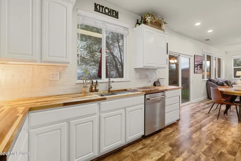 998 University Park, Reno, Nevada 89512, 3 Bedrooms Bedrooms, ,3 BathroomsBathrooms,Residential,Residential,University Park,260005637