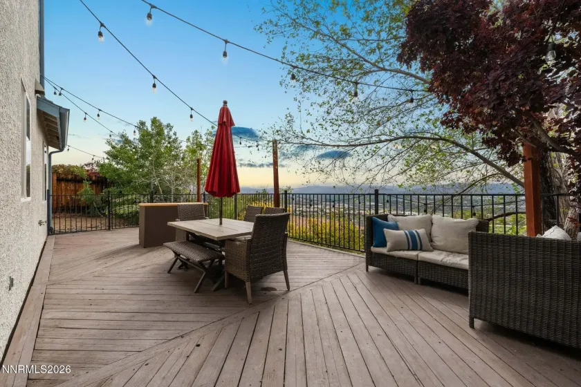 998 University Park, Reno, Nevada 89512, 3 Bedrooms Bedrooms, ,3 BathroomsBathrooms,Residential,Residential,University Park,260005637