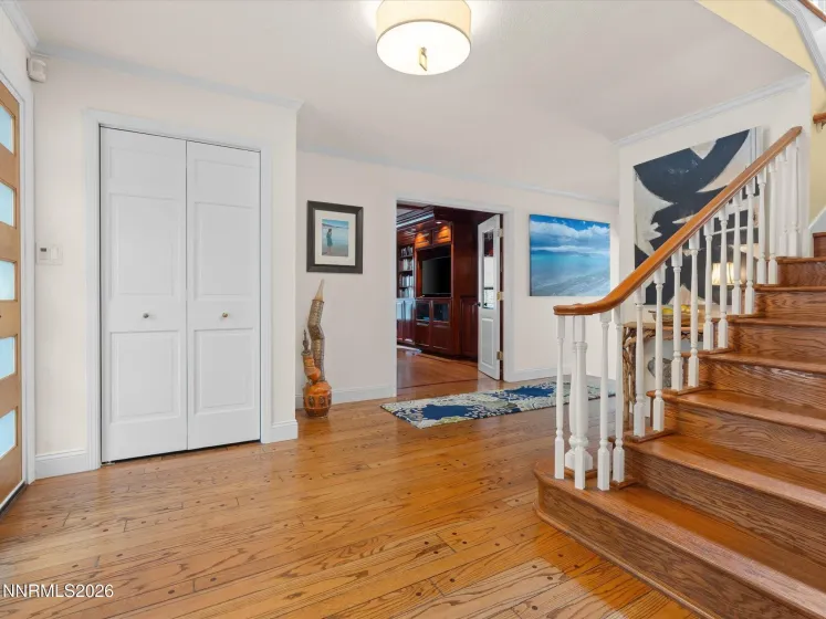 2570 Sharon, Reno, Nevada 89509, 4 Bedrooms Bedrooms, ,5 BathroomsBathrooms,Residential,Residential,Sharon,260005639