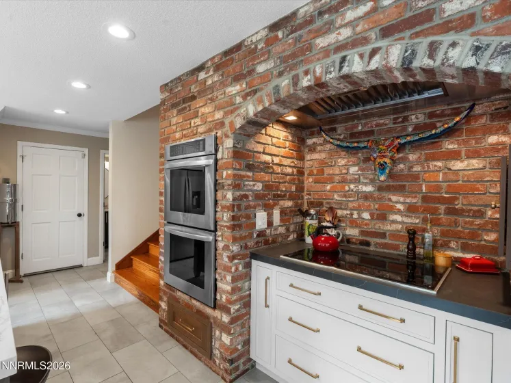 2570 Sharon, Reno, Nevada 89509, 4 Bedrooms Bedrooms, ,5 BathroomsBathrooms,Residential,Residential,Sharon,260005639