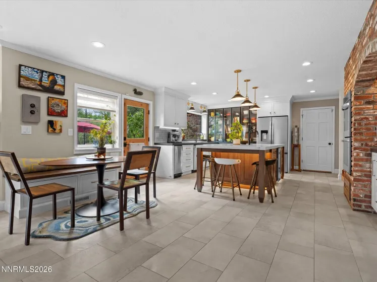 2570 Sharon, Reno, Nevada 89509, 4 Bedrooms Bedrooms, ,5 BathroomsBathrooms,Residential,Residential,Sharon,260005639