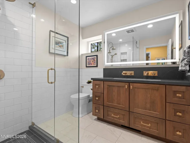 2570 Sharon, Reno, Nevada 89509, 4 Bedrooms Bedrooms, ,5 BathroomsBathrooms,Residential,Residential,Sharon,260005639