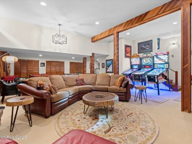 2570 Sharon, Reno, Nevada 89509, 4 Bedrooms Bedrooms, ,5 BathroomsBathrooms,Residential,Residential,Sharon,260005639