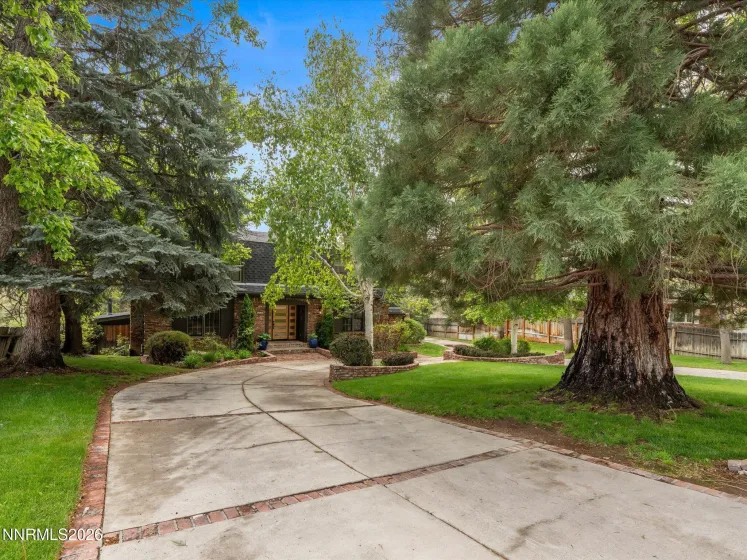 2570 Sharon, Reno, Nevada 89509, 4 Bedrooms Bedrooms, ,5 BathroomsBathrooms,Residential,Residential,Sharon,260005639
