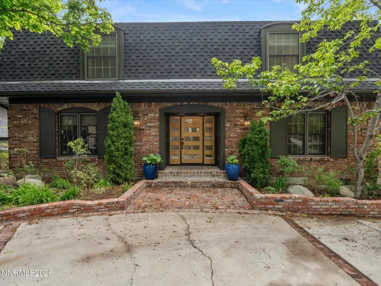2570 Sharon, Reno, Nevada 89509, 4 Bedrooms Bedrooms, ,5 BathroomsBathrooms,Residential,Residential,Sharon,260005639
