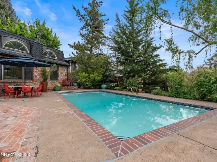 2570 Sharon, Reno, Nevada 89509, 4 Bedrooms Bedrooms, ,5 BathroomsBathrooms,Residential,Residential,Sharon,260005639