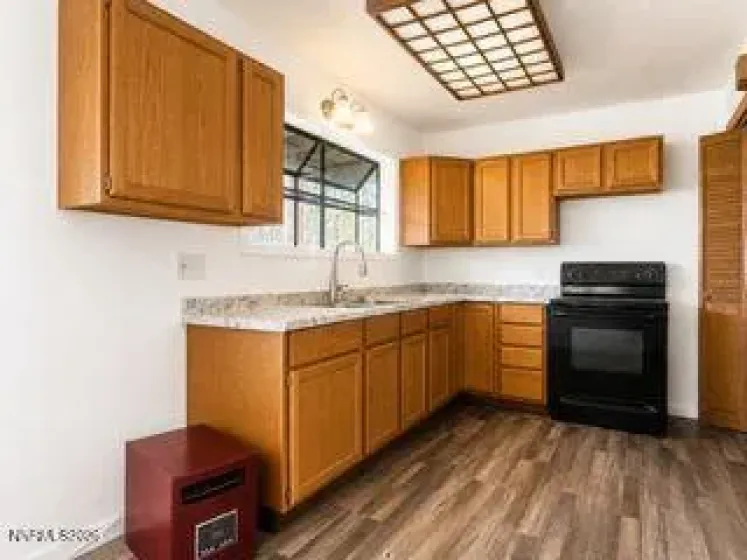 75 Main, Paradise Valley, Nevada 89426, 3 Bedrooms Bedrooms, ,4 BathroomsBathrooms,Residential,Residential,Main,260005640