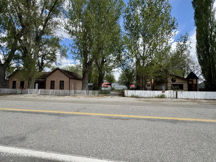 75 Main, Paradise Valley, Nevada 89426, 3 Bedrooms Bedrooms, ,4 BathroomsBathrooms,Residential,Residential,Main,260005640
