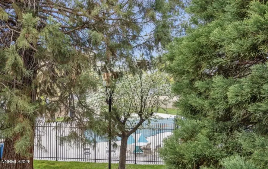 2125 Roundhouse, Sparks, Nevada 89431, 2 Bedrooms Bedrooms, ,1 BathroomBathrooms,Residential,Residential,Roundhouse,260005642