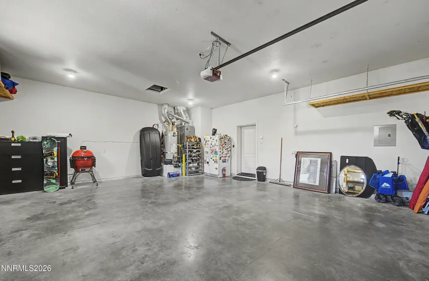 Attached Garage