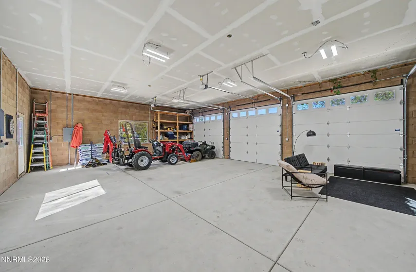 Detached Garage/Workshop