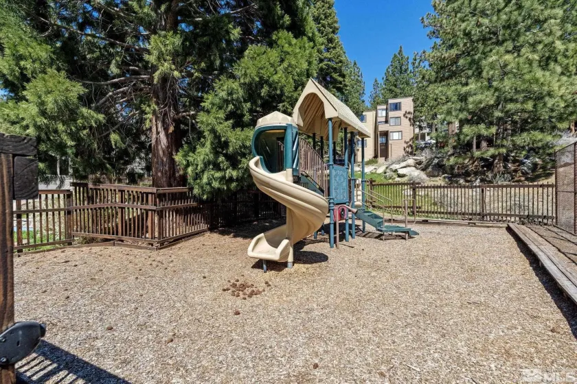102 Lake Village, Stateline, Nevada 89449, 3 Bedrooms Bedrooms, ,3 BathroomsBathrooms,Residential,Residential,Lake Village,260005645